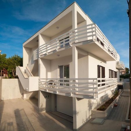 Apartmani Dana Trogir Exterior photo