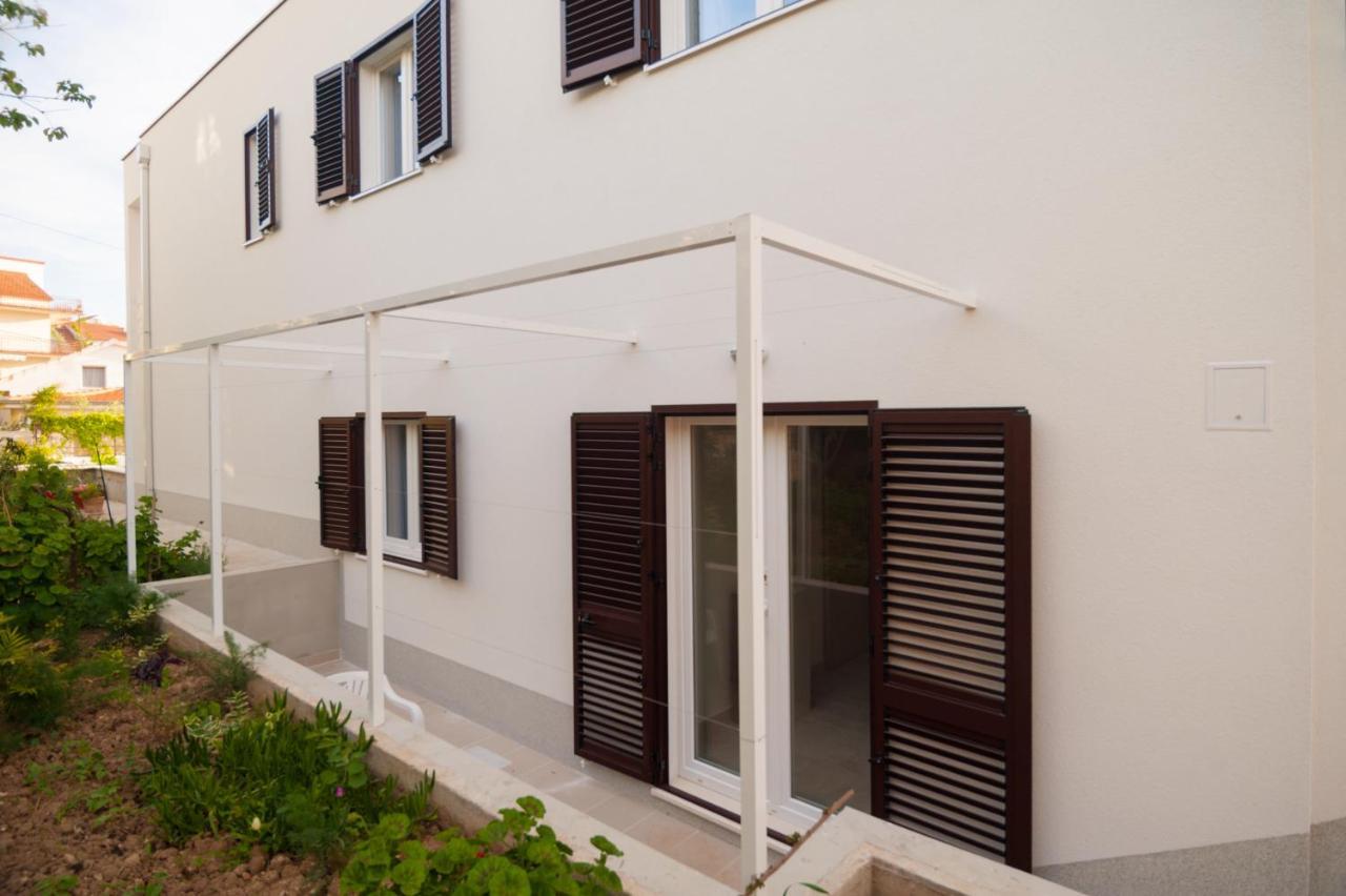 Apartmani Dana Trogir Exterior photo